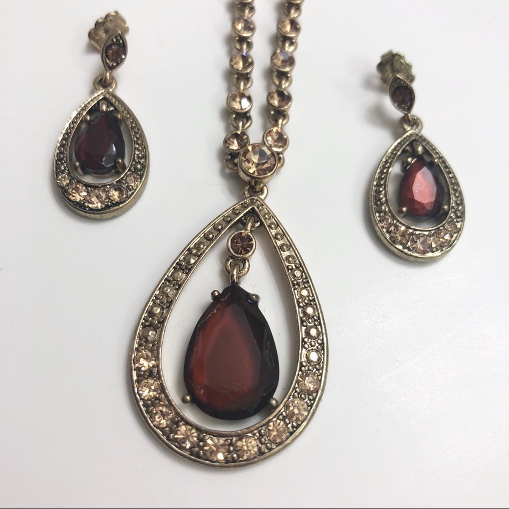 Antique gold necklace & earring set burnt orange